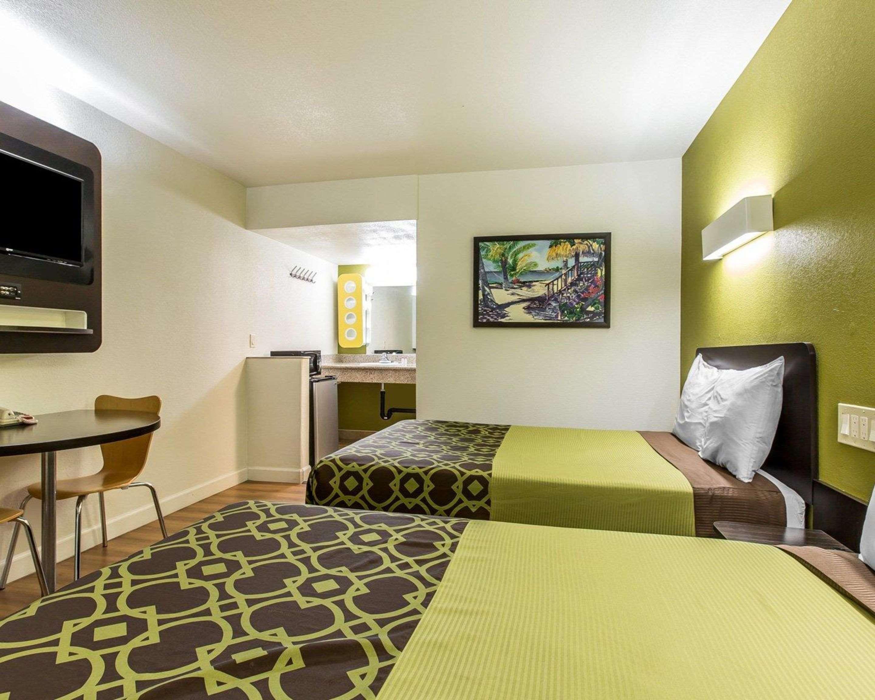 Rodeway Downtown Gasthof 2*
