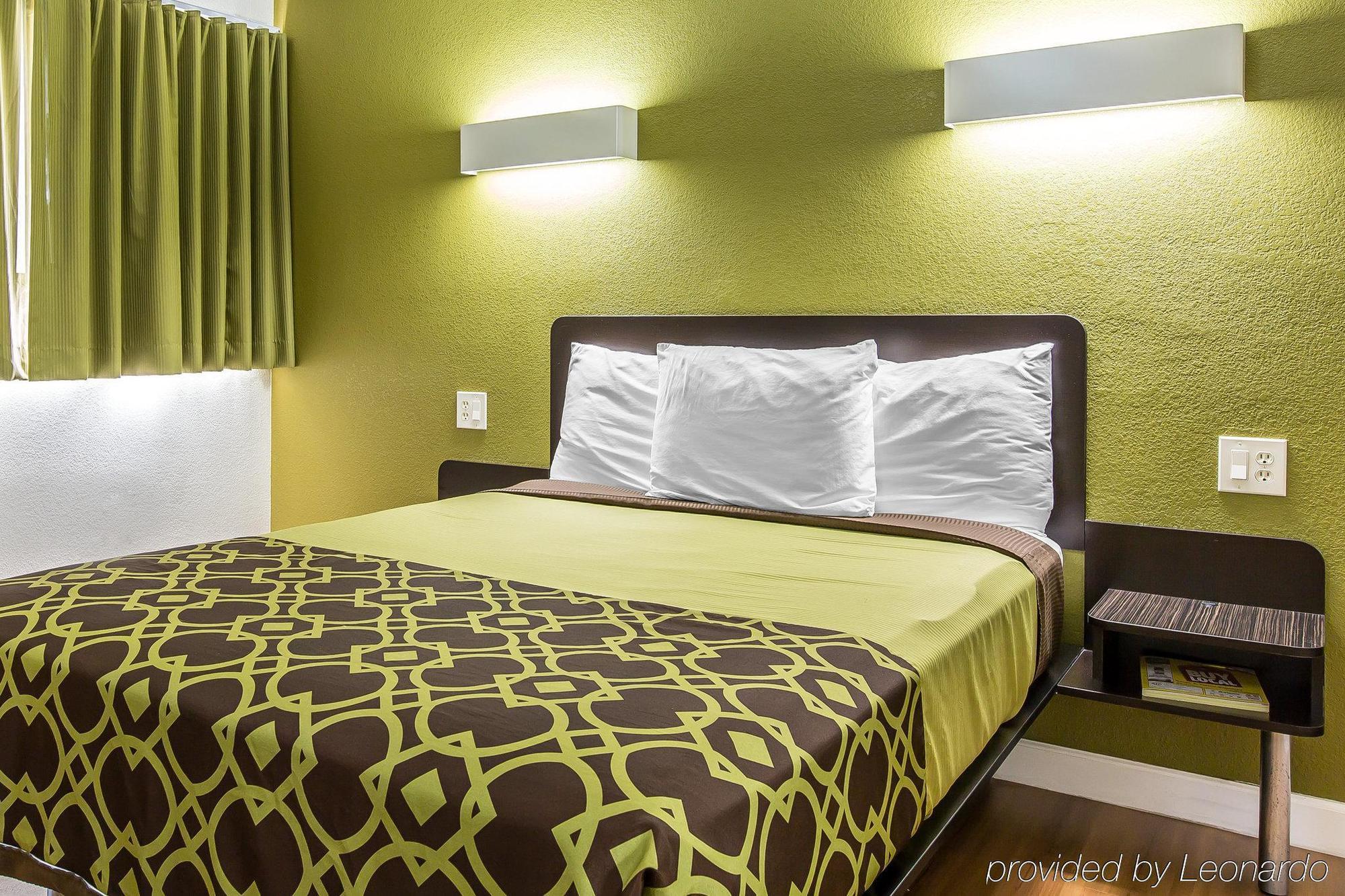 Gasthof Rodeway Downtown 2*